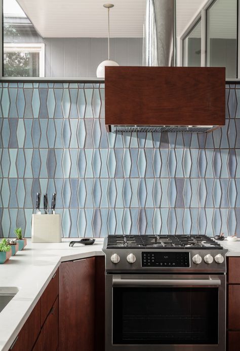 Mid Century in Buckhead - Midcentury - Kitchen - Atlanta - by Copper Sky Design + Remodel | Houzz Mcm Kitchen Backsplash Tile, Mid Century Modern Kitchen Tile Backsplash, Mid Century Modern Tile Backsplash, Mid Century Kitchen Backsplash, Mid Century Modern Backsplash, Mid Century Backsplash, Mid Century Modern Kitchen Backsplash, Modern Tile Backsplash, Modern Kitchen Pictures