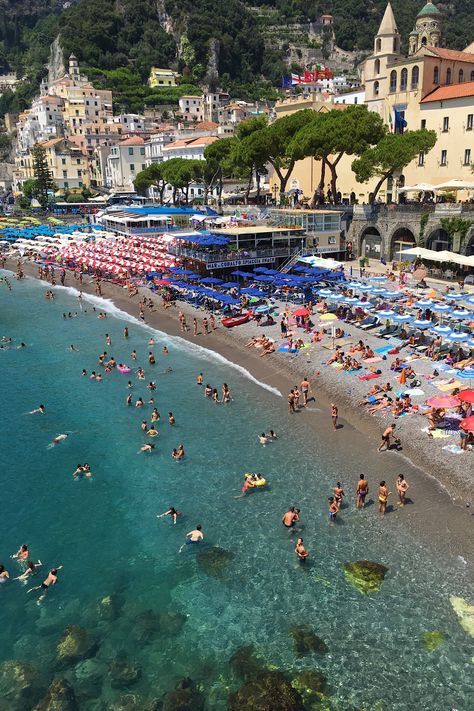 Did you know there are many beaches right in or near the town of Amalfi? Find the best spot for you! #amalfi #amalficoast #italy #italytravel #italyvacation #italytrip #italyphotography #beach #ciaoamalfi Amalfi Town, Amalfi Beach, Amalfi Coast Beaches, Italian Trip, Isle Of Capri, Amalfi Italy, Amalfi Coast Italy, Holiday Places, Italy Photography