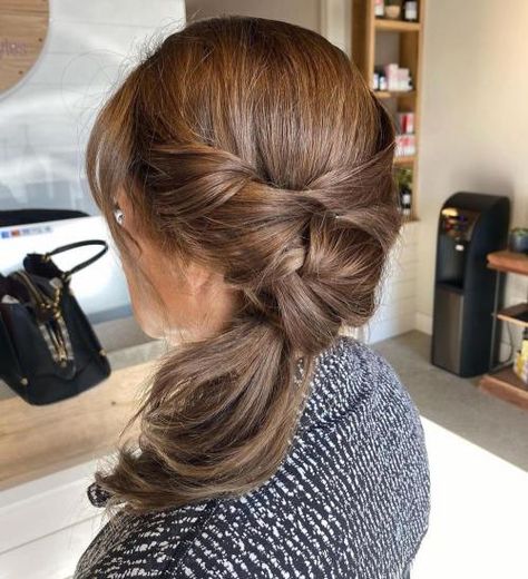 Fancy Side Ponytail, Ponytail With Flowers, Ways To Wear Long Hair, Side Ponytail Updo, Low Side Ponytail, Side Ponytail Wedding Hairstyles, Side Ponytail Wedding, Ponytail Hairstyle Ideas, Side Braid Ponytail