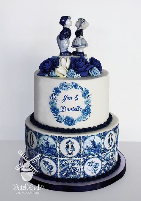 Pool Weddings, Delft Wedding, Blue Willow Wedding, Willow Wedding, Nice Cakes, Portuguese Wedding, Chinoiserie Wedding, Dutch Food, School Cake