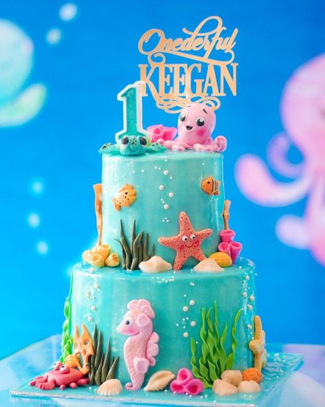 Under Sea Theme Cake, Sea Theam Cake Design, Under Sea Birthday Cake, Under Water Cake Sea Theme, Under Sea Cake Ideas, Under Water Theme Cake, Sea Theme Cake Ocean, Sea Theme Birthday Decoration, Under The Sea Birthday Cake Ideas