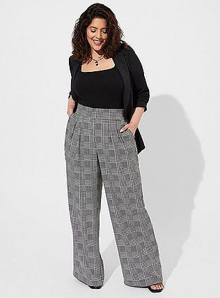 Houndstooth Pants Outfit Work, Plus Size Black And White Plaid Pants, Fall Plaid High-waisted Wide Leg Pants, Houndstooth Pants Outfit, Casual Plaid Wide-leg Pants, Plaid Wide-leg Cotton Pants, Wide-leg Plaid Pants With Houndstooth Pattern, Pants Outfit Work, Ruched Sleeve Blazer