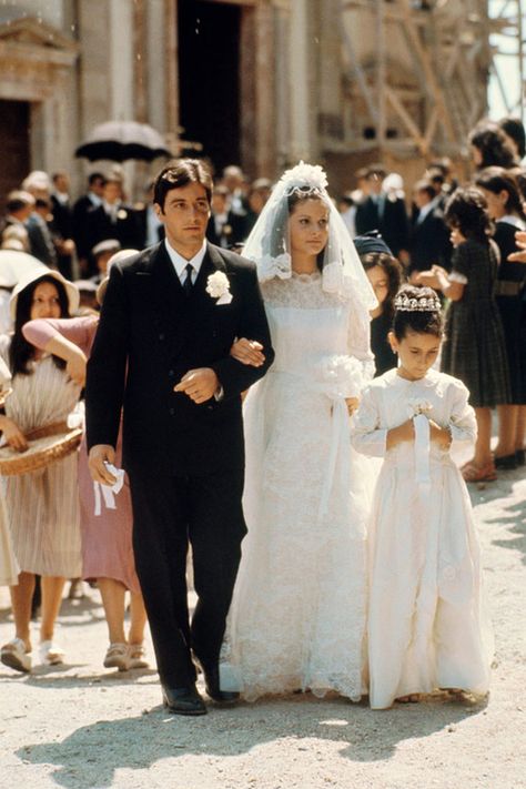 the godfather Godfather 1, Corleone Family, The Godfather 1972, Sicilian Wedding, Don Vito Corleone, Old World Wedding, Vito Corleone, Michael Corleone, Don Corleone