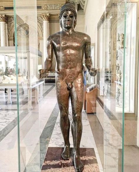 Ancient Marvels | This bronze statue of Apollo, dated to the first century BC, was discovered in the sea near Piombino.The statue features copper inlays for the eyebrow... | Facebook Apollo Statue, Ancient Mysteries, Bronze Statue, Modern Technology, Artifacts, The Sea, Eyebrows, The First, Copper