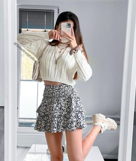 𝑰𝒛𝒂𝒃𝒆𝒍𝒂 on Instagram: “I don’t know about you but I am so ready for spring, sunshine, and wearing chunky sneakers with skirts😍🌼 Wearing @revolve by @rayethelabel…” Skirt With Chunky Sneakers, Chunky Socks Sneakers, Skirt Chunky Sweater, Colourful Chunky Sneakers, Spring Multicolor Chunky Sneakers, Chunky Sneakers, Don T Know, Mood Board Fashion, I Don T Know