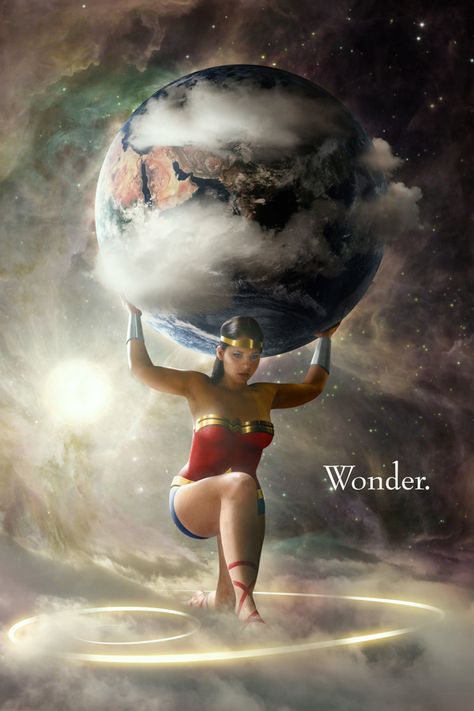 Wonder Woman holding the earth on her shoulders. Holding The World, Wonder Woman Artwork, Nasa Images, Rustic Vintage Wedding, Female Superhero, World Tattoo, Africa Art, Facial Expression, Japan Photo