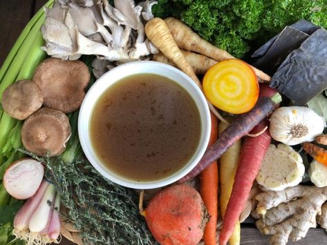 Vegan Bone Broth Recipe, Paleo Protein Snacks, Vegan Bone Broth, Vegan Broth, Healing Soup, Cooking For A Group, Bone Broth Recipe, Gluten Free Noodles, Nutritious Recipes