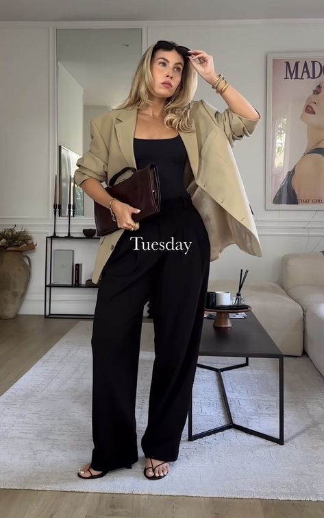 Georgina Lennon Outfits, Georgina Lennon, Work Dress Code, Women In Suits, Corporate Baddie, Summer Outfits Ideas, Business Casual Outfit, Black Is The New Black, All Black Fashion