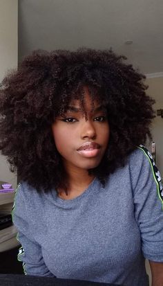 Afro With Layers, Models With Afro Hair, Round Afro Natural Hair, Curly Afros For Black Women, Shaped Afro Natural Hair, Curly Hairstyles With Bangs Black Women, Afro With Bangs 4c, Natural Hair Bangs Black Women, Coily Bangs