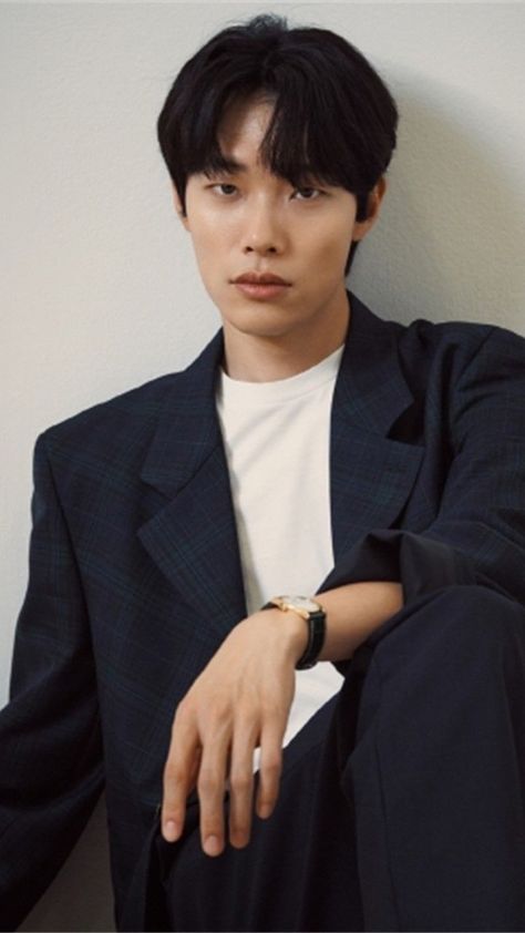 Ryu Jun Yeol Ryu Joon Yeol, Jun Yeol, Ryu Jun Yeol, Girly Art Illustrations, Girly Art, Korean Actors, Role Models, Actresses, Actors