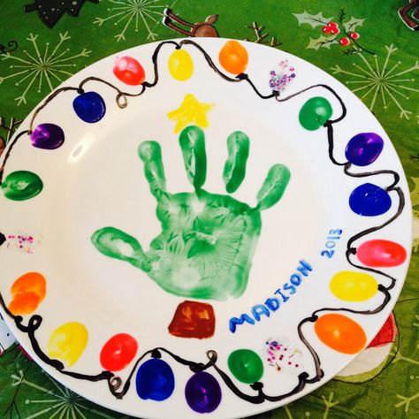 Hand print plate Christmas Plates Kids, Christmas Tree Plate, Personalised Christmas Gifts, Handprint Christmas Tree, Sponge Paint, Christmas Gift Inspiration, Handprint Christmas, Christmas Art Projects, Target Christmas