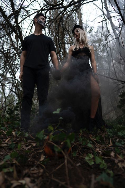 Gothic Couple Photoshoot, Couples Halloween Photoshoot, Skull Make Up, Goth Photoshoot, Gothic Photoshoot, Halloween Styled Shoot, Spooky Shoot, Witch Photoshoot, Creepy Forest