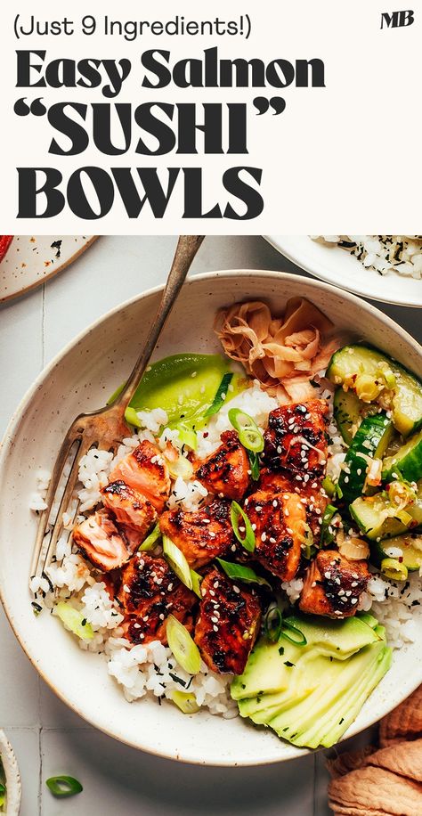 Easy Dinner Recipes For Two, Sushi Bowl Recipe, Sushi Bowls, Sushi Salad, Salmon Rice Bowl, Salmon Bowl, Sushi Bowl, Salmon Sushi, Minimalist Baker