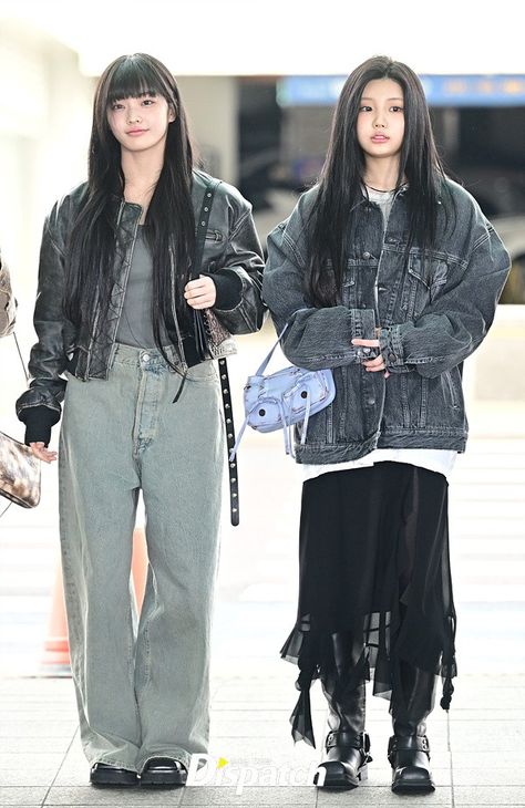 i'll-it iroha wonhee at incheon international airport Iroha Ill It, Illit Wonhee, Airport Fashion Kpop, Iconic People, Selena Gomez Cute, Black Minimal, Hijabi Outfits Casual, Fashion Articles, Hijabi Outfits