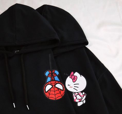 Hoodie Design For Couples, Spiderman Hoodie, Matching Hoodies For Couples, Black Couple Art, Matching Hoodies, Matching Pjs, Fashion Design Patterns, Couples Sweatshirts, Couples Hoodies