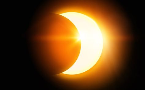 Une éclipse solaire partielle va avoir lieu le 25 octobre et sera visible depuis la France. Space And Astronomy, Astronomy, Planets, Celestial Bodies, France