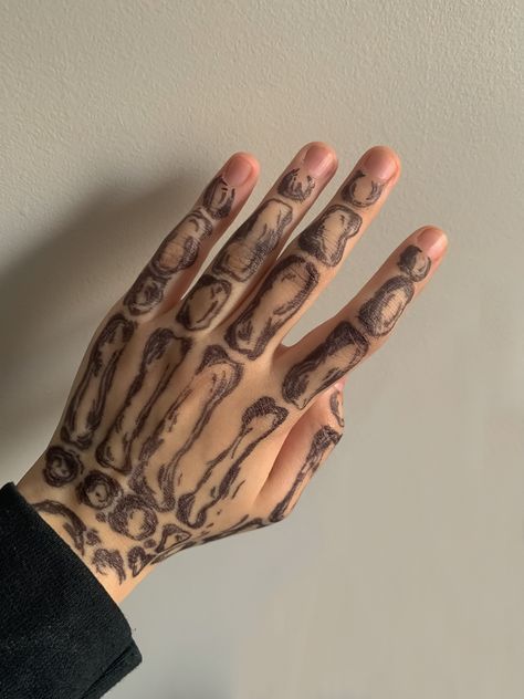 Human Hand Bones Drawing, Hand Tattoos With Marker, Bones Drawn On Your Hand, Bone Art On Hand, Bone On Hand Drawing, Y2k Hand Drawing, Finger Bones Drawing, Hand Marker Tattoos, Skeleton Bones Drawn On Hand