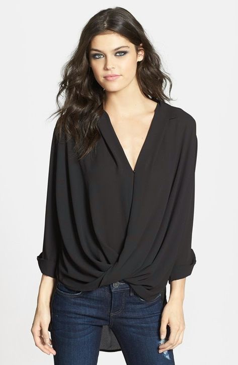 Large Bust Fashion Tips: Draped Tops for Summer Draped Tops For Women, Surplice Top, Draped Top, Blouse Nordstrom, Surplice Neckline, Looks Black, Chiffon Blouse, Looks Style, Blouse Black