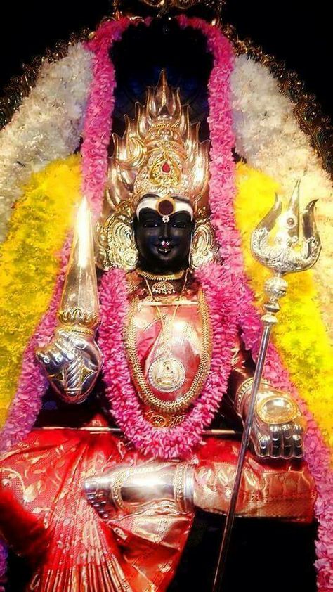 Om shakti Kali Amman Images Hd, Saraswati Picture, Durga Kali, Devi Images Hd, Mother Kali, Beautiful Eyes Images, Aadi Shakti, Goddess Sculpture, Shiva Linga