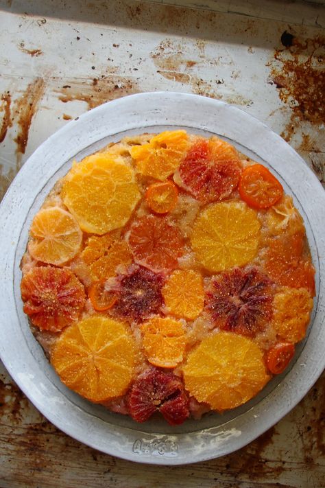 Upside Down Citrus Cake, Upside Down Recipes, Orange Breakfast Cake, Winter Citrus Cake, Upside Down Orange Cake Recipe, Upside Down Tangerine Cake, Winter Citrus Desserts, Orange Upside Down Cake Recipes, Citrus Baked Goods