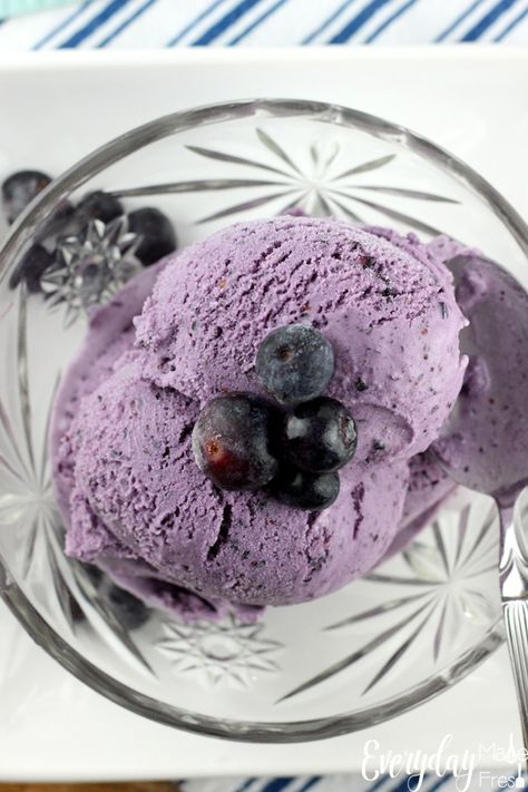 This Blueberry Ice Cream is made with fresh blueberries, and is perfectly rich and creamy. It's a great way to cool off this summer. | EverydayMadeFresh.com Huckleberry Ice Cream, Blueberry Ice Cream Recipe, Huckleberry Recipes, Fruity Ice Cream, Gourmet Ice Cream, Blueberry Ice Cream, Ice Cream Containers, Blueberry Desserts, Ice Cream Ingredients