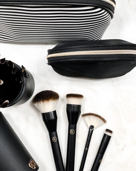 Sonia Kashuk™ Essential Collection … curated on LTK Makeup Brush Case, Complete Makeup, Sonia Kashuk, Face Makeup Brush, Small Makeup, Top Makeup Products, Powder Makeup, Travel Makeup, Makeup Bags Travel