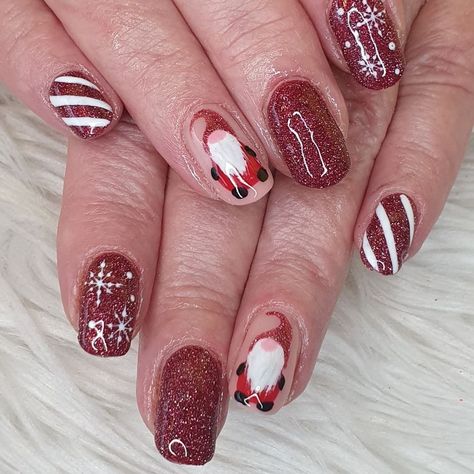 30 adorable Christmas gonk nail ideas you’ll want to try – Scratch Gonks Christmas Nails, Gonk Nails Christmas, Christmas Nails Gonk, Gonk Christmas Nails, Gonk Nails, Christmas Gonk, Star Nails, Christmas Nail Art, Nail Artist