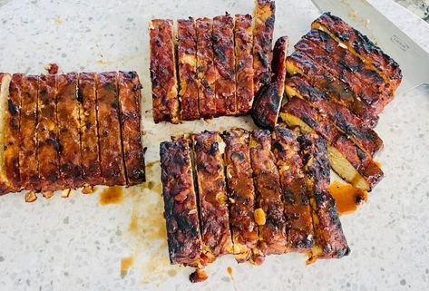 Grilled Tempeh, Tempeh Sandwich, Food For Camping, Veggie Bbq, Budha Bowls, Vegan Camping Food, Vegetarian Grilling Recipes, Steak Marinade Easy, Vegan Tempeh