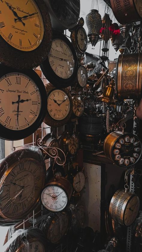 Vintage Grandfather Clock Aesthetic, Alarm Clock Aesthetic Vintage, Clock Shop Interior Design, Clock Tower Aesthetic, Time Loop Aesthetic, Time Travel Aesthetic, Rewind Time, Divine Rivals, Time Loop