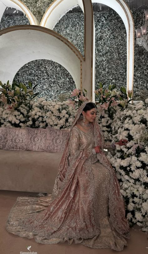 Casual Bridal Dress, Asian Wedding Dress Pakistani, Red Bridal Dress, Desi Wedding Dresses, Asian Bridal Dresses, Asian Wedding Dress, Desi Bride, Latest Bridal Dresses, Pakistani Wedding Outfits