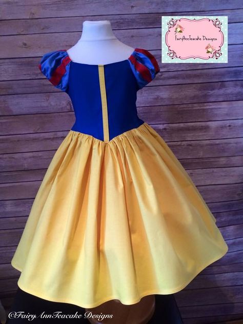 Snow White style handmade girls dress  Sugarplum pattern  Kona cottons  FairyAnnTeacake Designs Snow White Costume Kids, Toddler Sewing Patterns, Handmade Girls Dress, Snow White Dresses, Snow White Costume, Indian Designer Suits, Kids Dress Wear, Disney Princess Dresses, Princess Outfits