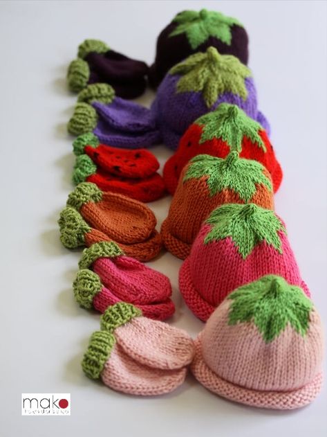 Fruit Hat Crochet, Crochet Fruit Hat, Knit Baby Mittens, Fruit Hat, Crochet Baby Mittens, Baby Gloves, Crochet Fruit, Baby Knits, Baby Mittens