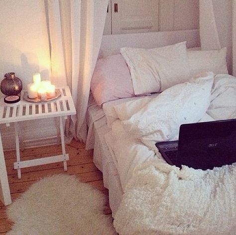 pretty Shabby Chic Bedroom, Girly Room, Shabby Chic Bedrooms, Apartment Style, Studio Mcgee, Chic Bedroom, Room Inspiration Bedroom, Dream Rooms, Beautiful Bedrooms