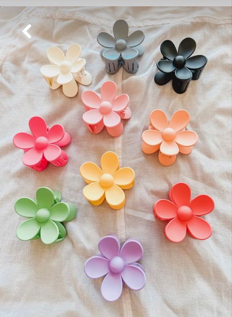 Indie Accessories, Preppy Accessories, Flower Hair Claw, Hair Acessories, Hair Tie Accessories, Hair Accessories Collection, Hair Accessories Clips, Claw Hair Clips, Girly Accessories