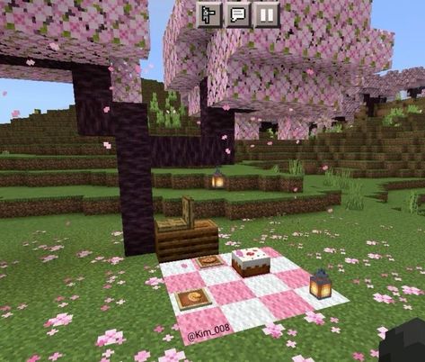 Cute Couple Minecraft Houses, Minecraft Pink Room Ideas, Pink Garden Minecraft, Pink Living Room Minecraft, Pink Farm Minecraft, Mincraft Idea Houses Coquette, Pink Minecraft Village, Valentines Minecraft Builds, Cherry Blossom Interior Minecraft