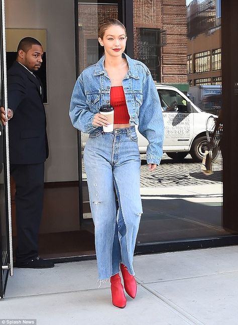 Seeing red: Her lips matched her tiny red tank top and pointed-toe boots for her morning strut Red Tank Top Outfit, Red Lips Outfit, Denim Denim Outfit, Red Top Outfit, Gigi 2, Gigi Hadid Looks, Top Summer Outfits, Bella Hadid Outfits, Red Tank Top