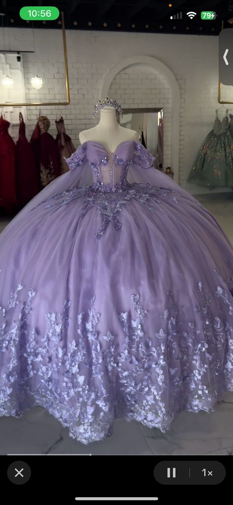 Quince Lavender Theme, Repunzle Quinceanera Themes, Lilac Quince, Rapunzel Quince, Quinceanera Outfit, Lilac Quinceanera Dresses, Rapunzel Theme, Emerald Green Quinceanera, Lavender Quinceanera Dresses