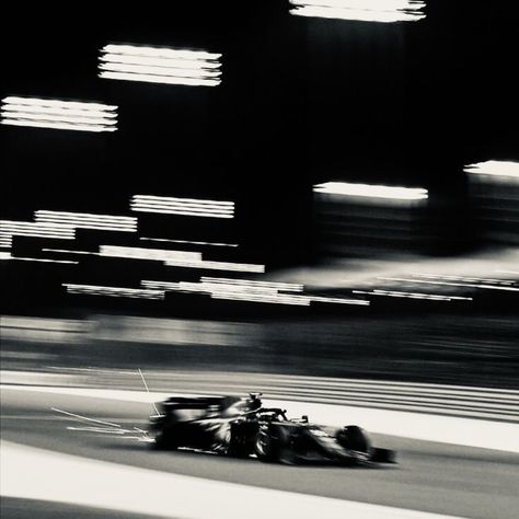 Black And White Formula 1 Aesthetic, F1 Aesthetic Night Race, F1 Night Race Aesthetic, F1 Aesthetic Black And White, F1 Phone Layout, Formula 1 Black And White, Car Racing Aesthetic, F1 Black And White, F1 Engineer