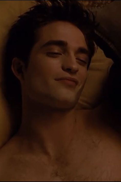 Edward Cullen Robert Pattinson, Twilight Saga Series, Robert Pattinson Twilight, Robert P, Twilight Cast, Twilight Edward, Twilight Photos, Twilight Film, Twilight Pictures