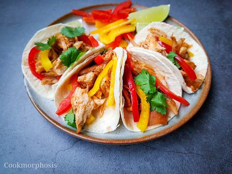 Don't waste and throw away your leftover food. Transform them into these amazing duo tacos and quesadillas using homemade aromatic Louisiana-style Cajun seasonings.It's that time of the year when you definitely have a lot of … Dinners For Families, Skillet Chicken Fajitas, Fajita Ingredients, Easy Weeknight Chicken, Homemade Marinade, Weeknight Chicken, Fajita Marinade, Homemade Seasoning, Leftover Food