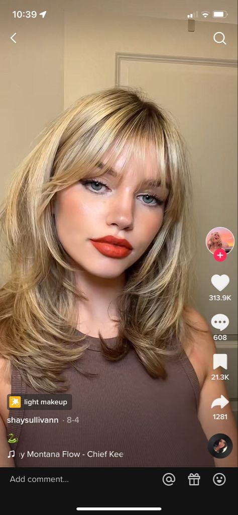 Peekaboo Haircut, Hair Cuts To Make Your Face Slimmer, Ghost Cut Hair, 90s Layered Bob With Curtain Bangs, Shay Sullivan, Middle Part Bangs, Style Bangs, Hair Fringe, Hair Nutrition