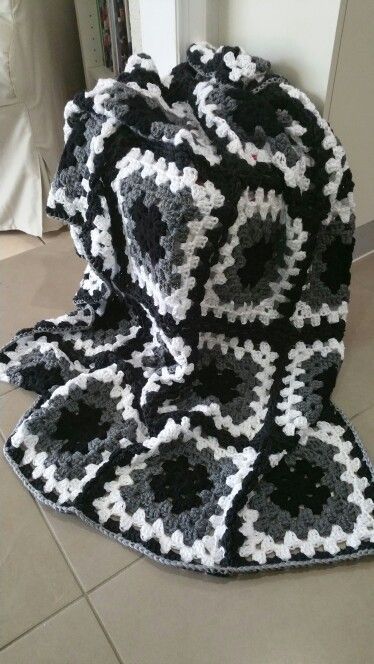 Chunky & Chic: Quick Crochet Blanket Ideas for Home Comfort Monochrome Granny Square Blanket, Granny Square Blanket For Men, Monochrome Granny Square, Monochrome Crochet, Crochet Blanket Grey, Quick Crochet Blanket, Crochet Blanket Ideas, Crochet Quilt Pattern, Granny Square Crochet Patterns Free