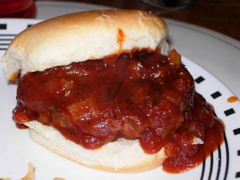 As promised about a month and a half ago, here is my grandmother’s BBQ hamburger recipe. What I said in January… When I saw the pic above of the Polish-American style BBQ hamburger, it … Bbq Hamburger Recipe, Hamburger Barbecue, Bbq Burger Recipes, Hamburger In Crockpot, Bbq Hamburgers, Baked Hamburgers, Hamburger Recipe, Chili Sauce Recipe, Bbq Burgers