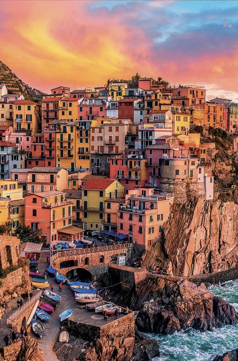 Manarola Cinque Terre Italy, Manarola Italy, Italy Pictures, Cinque Terre Italy, Italy Photography, Italy Aesthetic, Destination Voyage, Visit Italy, City Center