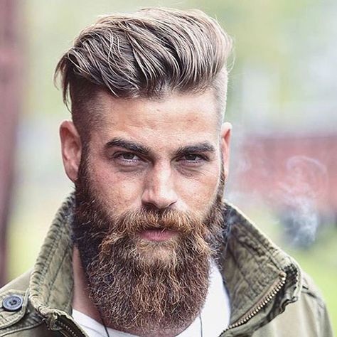 Undercut with Brush Back and Full Beard Barba Hipster, Best Undercut Hairstyles, Viking Haircut, Undercut With Beard, Long Beard Styles, Mens Hairstyles With Beard, Beard Haircut, Long Beard, Viking Hair