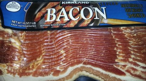 Kirkland Signature Bacon Brownie Brittle, Costco Shopping, Costco Meals, Beef Bacon, Grocery Foods, Smoked Bacon, Shopping Advice, Interesting Stuff, Grocery Shop