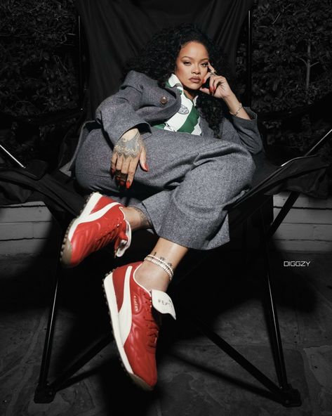 Fenty Shoes, Rihanna Fenty Puma, Rihanna Puma, Puma Rihanna, Ugly Outfits, Rihanna Looks, Rihanna Riri, Rihanna Style, Rihanna Fenty