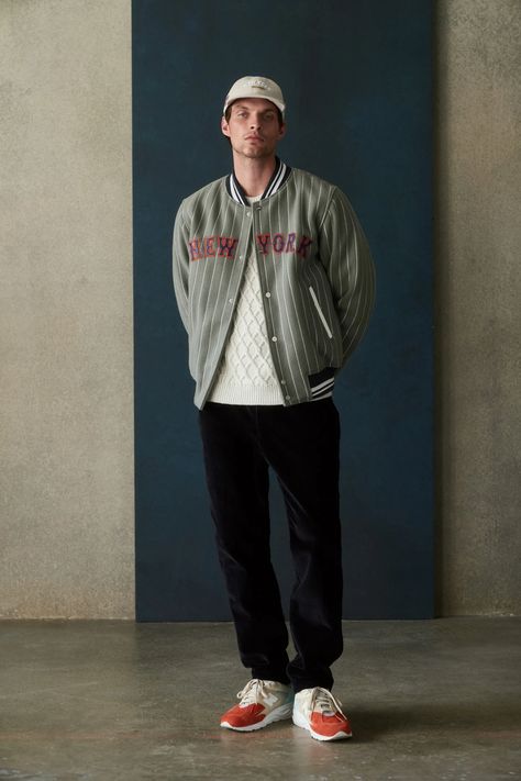 Kith Fall 2021 Menswear Collection | Vogue Classy Streetwear, Patchwork Coat, Menswear Fashion Show, Menswear Fashion, Men Fashion Casual Outfits, Menswear Collection, 가을 패션, New York Mets, Fashion Show Collection