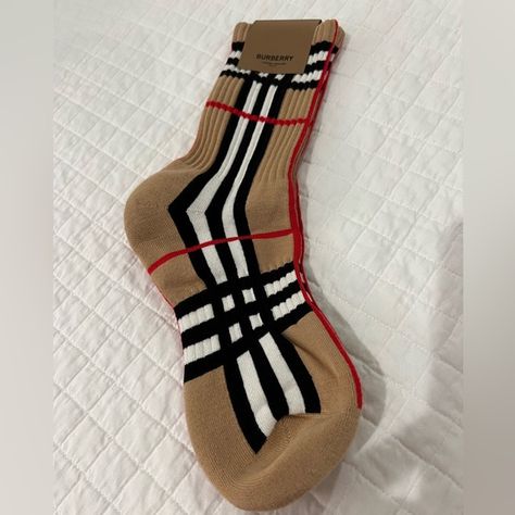 Brand New with Tags Authentic Burberry socks. Size M. US Women 8-10 Men 6-8. Burberry Socks, Burberry Perfume, Burberry Gifts, Burberry Shirt, Burberry Plaid, Burberry Coat, Suit Bag, Burberry Scarf, Burberry Sunglasses