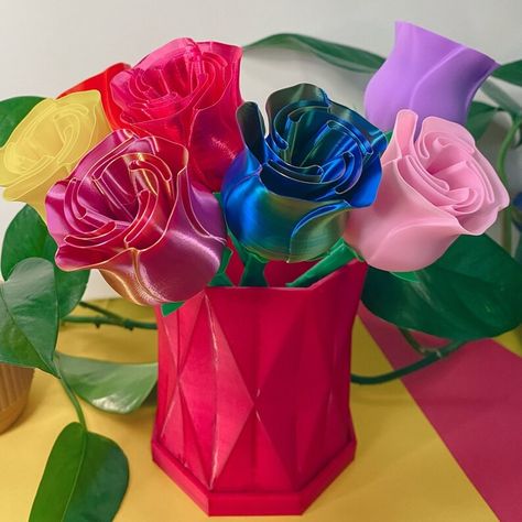 Valentine's Day Roses 3D Printed Forever Rose With Stem Faux Flower Gifts or Home Decor - Etsy Rose With Stem, Forever Rose, Valentine Print, Print 3d, Flower Gifts, Grand Rapids Mi, Grand Rapids, Rose Design, Faux Flowers